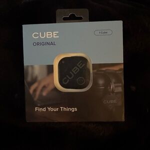 Black Cube Tracker  C7001 Brand New Unopened Box